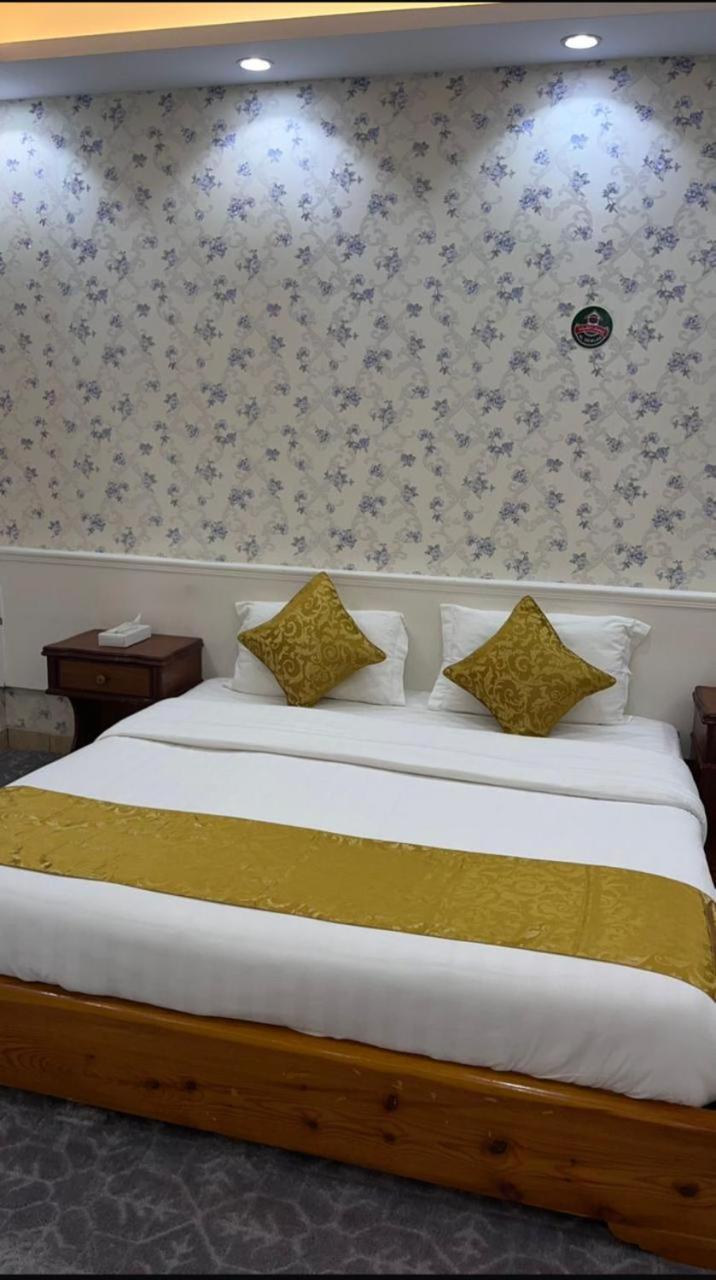 فندق ادوماتو Adomato Hotel Dawmat al-Jandal Exterior foto